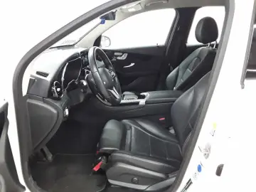 MERCEDES-BENZ GLC 200 4M- AHK BusiP KomfP AssiP KAM