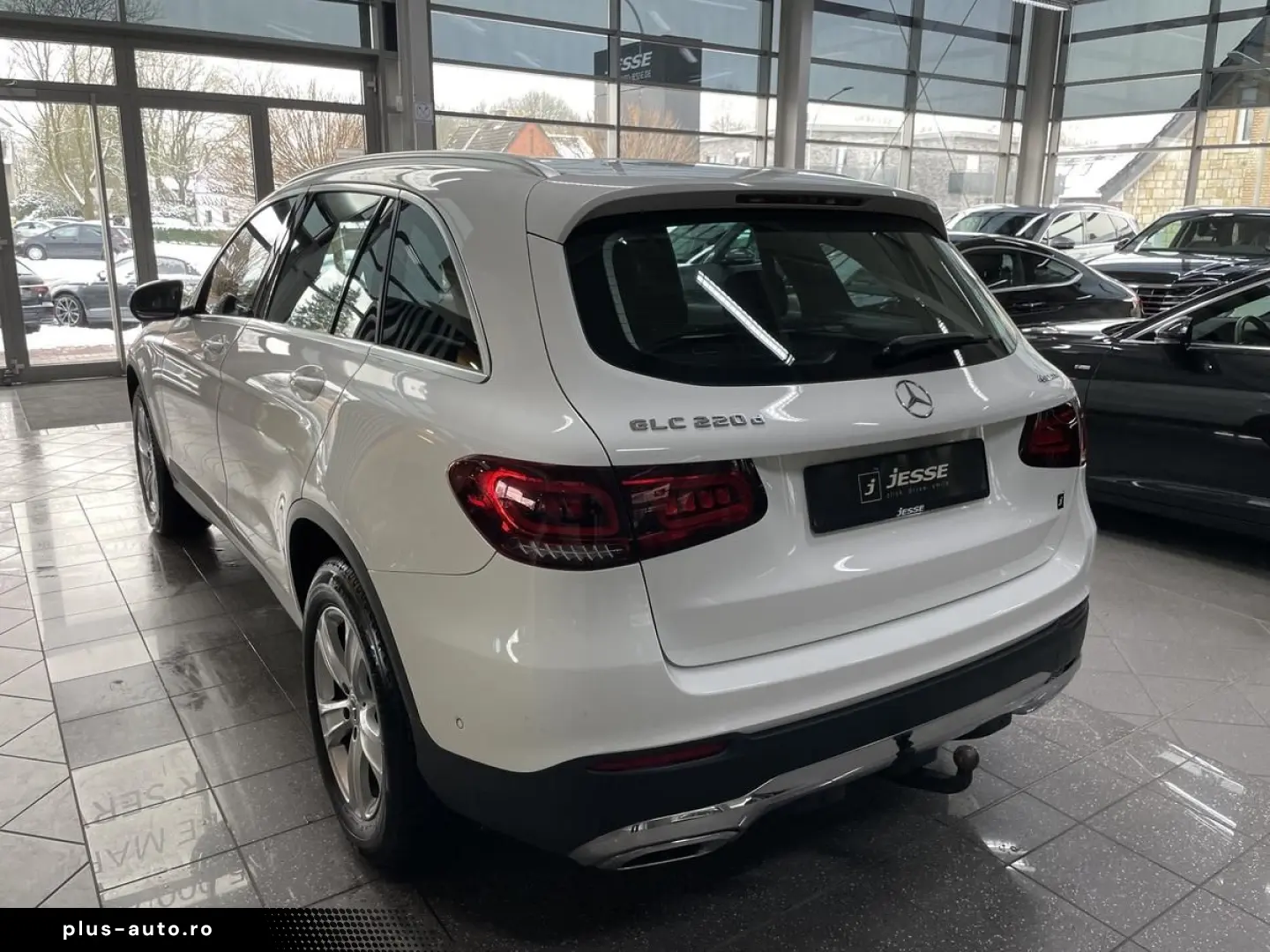 MERCEDES-BENZ GLC 220 d 4Matic LED Navi MBUX R.Cam AHK