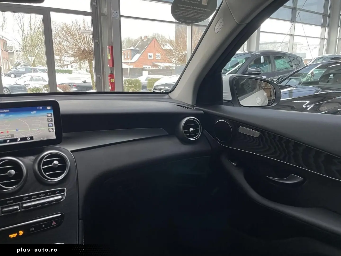 MERCEDES-BENZ GLC 220 d 4Matic LED Navi MBUX R.Cam AHK