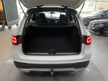 MERCEDES-BENZ GLC 220 d 4Matic LED Navi MBUX R.Cam AHK