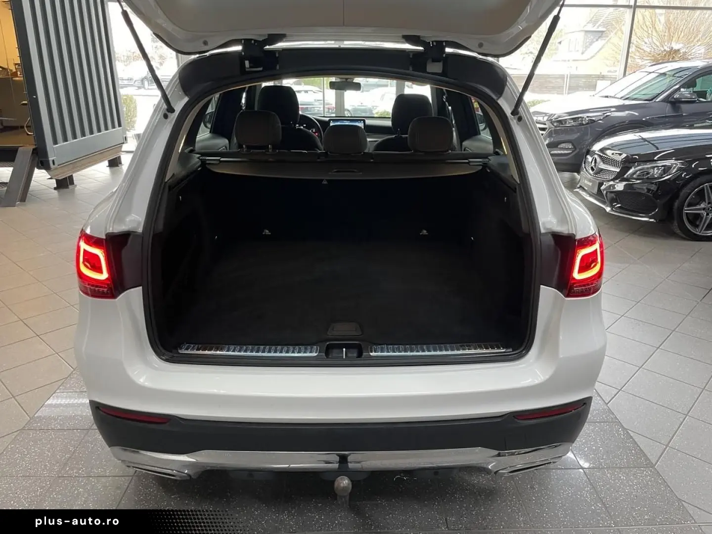 MERCEDES-BENZ GLC 220 d 4Matic LED Navi MBUX R.Cam AHK