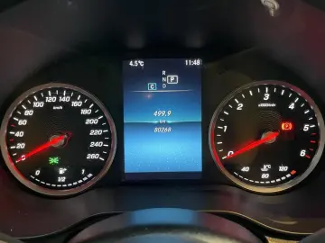 MERCEDES-BENZ GLC 220 d 4Matic LED Navi MBUX R.Cam AHK