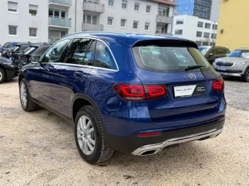 MERCEDES-BENZ GLC220d 4Matic Kamera Leder AHK Navi 1.Hand