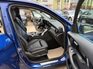 MERCEDES-BENZ GLC220d 4Matic Kamera Leder AHK Navi 1.Hand
