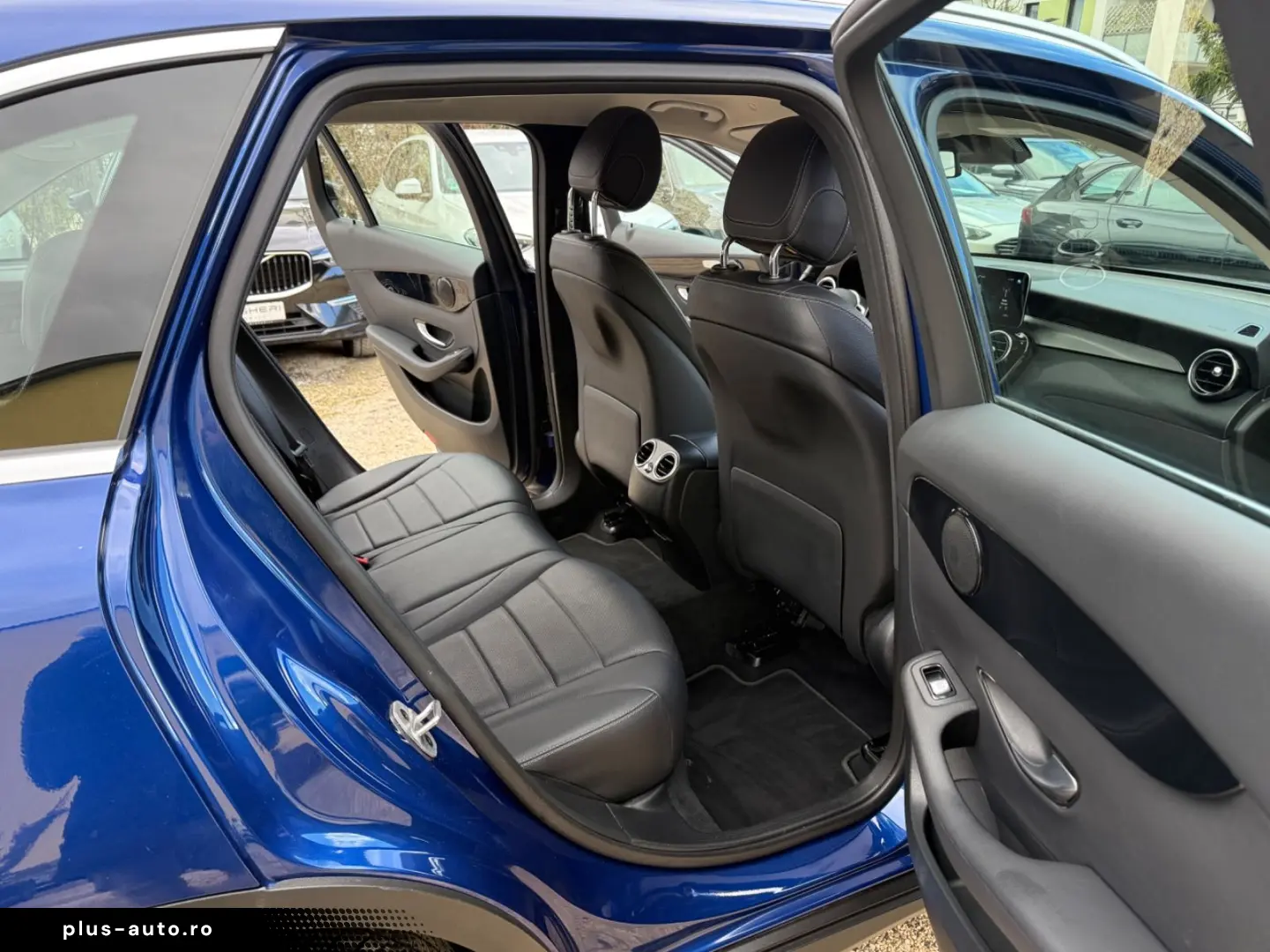 MERCEDES-BENZ GLC220d 4Matic Kamera Leder AHK Navi 1.Hand