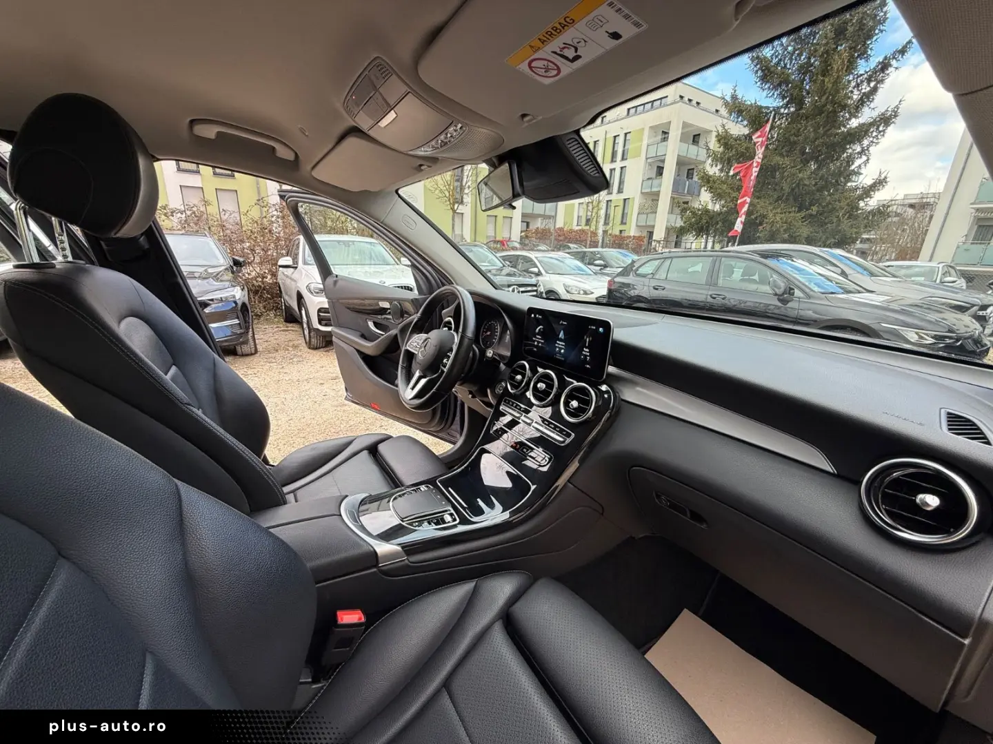 MERCEDES-BENZ GLC220d 4Matic Kamera Leder AHK Navi 1.Hand