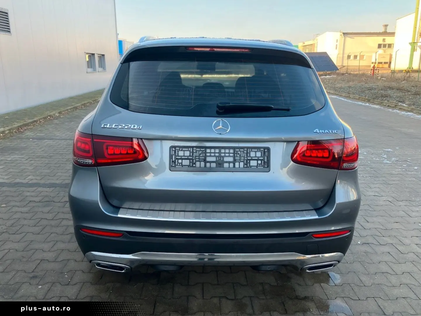 MERCEDES-BENZ GLC 220 d 4Matic LED NAVI KAMERA PDC AHK