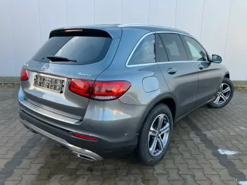MERCEDES-BENZ GLC 220 d 4Matic LED NAVI KAMERA PDC AHK