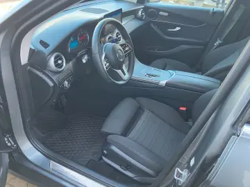 MERCEDES-BENZ GLC 220 d 4Matic LED NAVI KAMERA PDC AHK