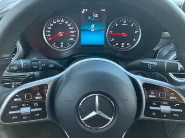 MERCEDES-BENZ GLC 220 d 4Matic LED NAVI KAMERA PDC AHK