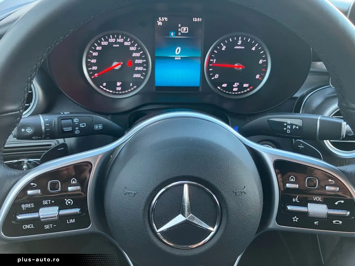 MERCEDES-BENZ GLC 220 d 4Matic LED NAVI KAMERA PDC AHK