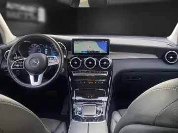MERCEDES-BENZ GLC 220 d Exclusive Pano LED