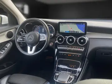 MERCEDES-BENZ GLC 220 d Exclusive Pano LED