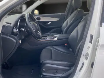 MERCEDES-BENZ GLC 220 d Exclusive Pano LED