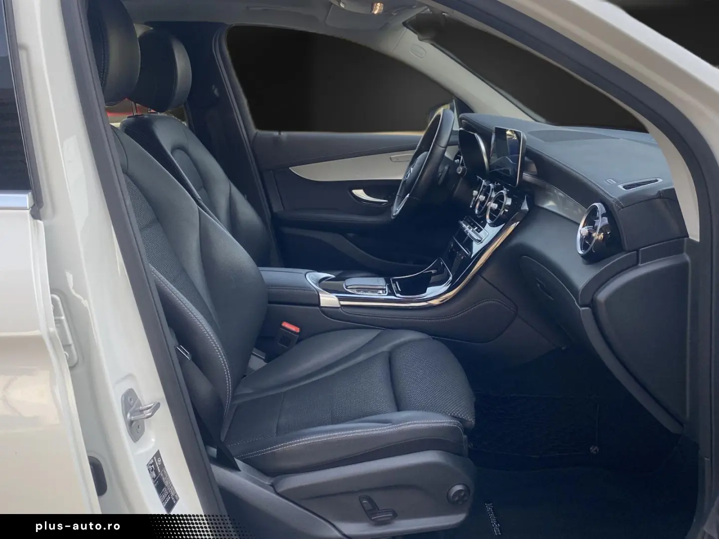 MERCEDES-BENZ GLC 220 d Exclusive Pano LED