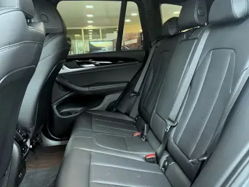 BMW X3 xDrive20d M-Lenk. Standh. Kamera LHZ ACC LED