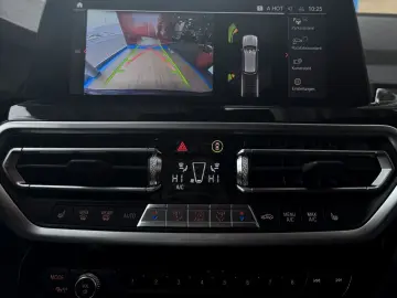 BMW X3 xDrive20d M-Lenk. Standh. Kamera LHZ ACC LED