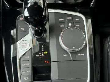 BMW X3 xDrive20d M-Lenk. Standh. Kamera LHZ ACC LED