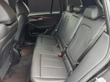 BMW X3 xDrive20d M-SPORT LASER KAMERA ACC 19  H K