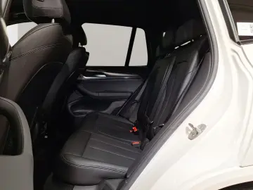 BMW X3 xDrive20d M Sport Standheizung Navi AHK HiFi