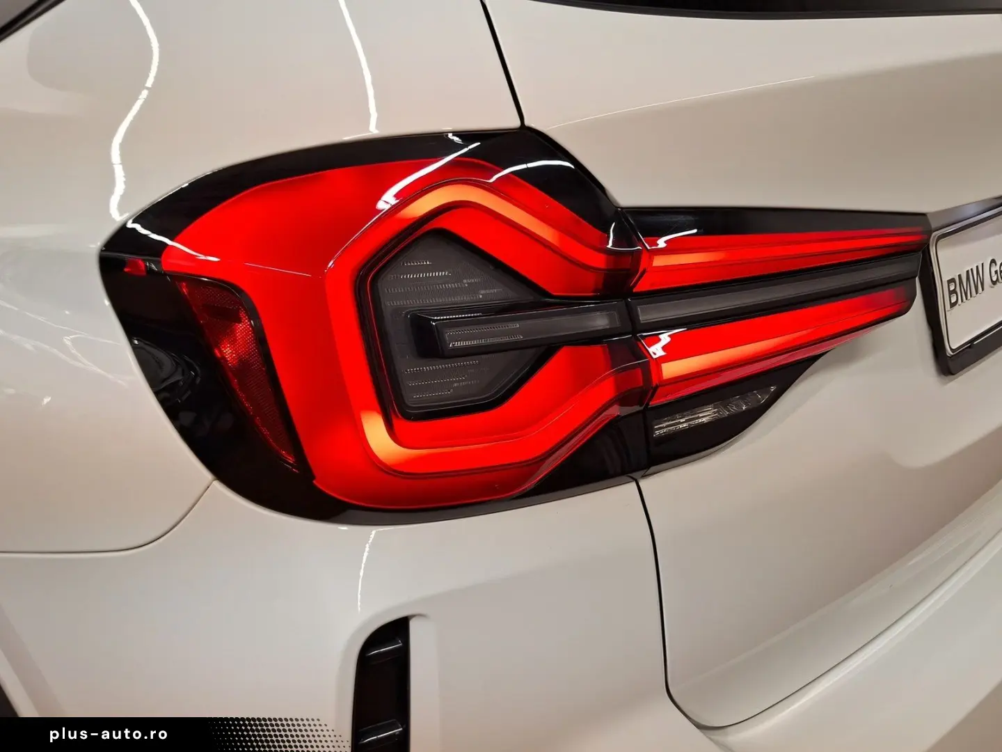 BMW X3 xDrive20d M Sport Standheizung Navi AHK HiFi