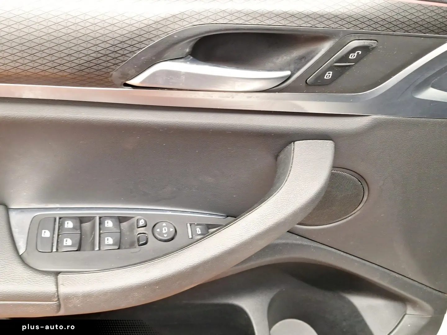 BMW X3 xDrive20d M Sport Standheizung Navi AHK HiFi