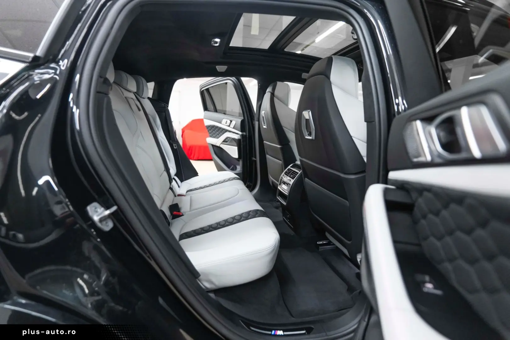 BMW X6 M Competition B&W SKY LOUNGE 360  M S