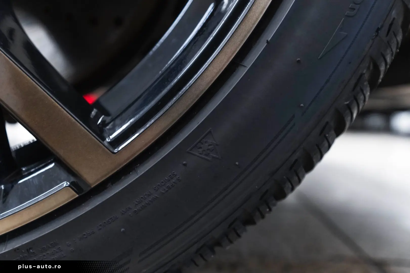 BMW X6 M Competition B&W SKY LOUNGE 360  M S