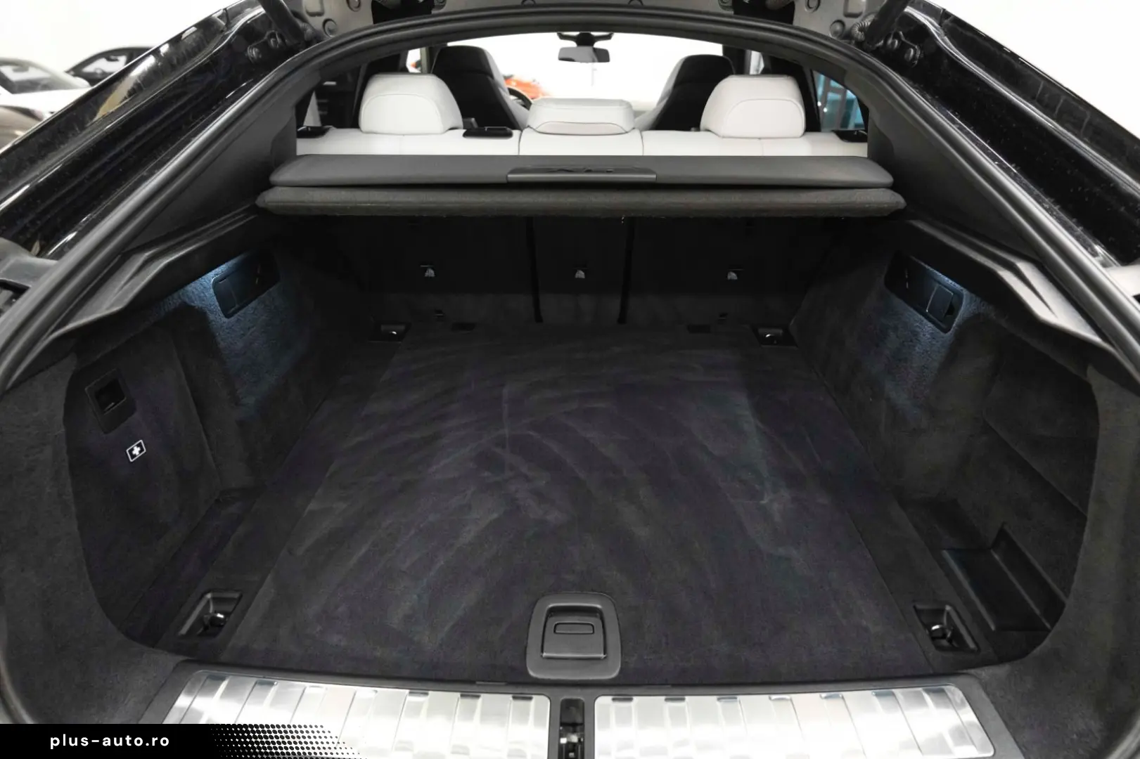 BMW X6 M Competition B&W SKY LOUNGE 360  M S