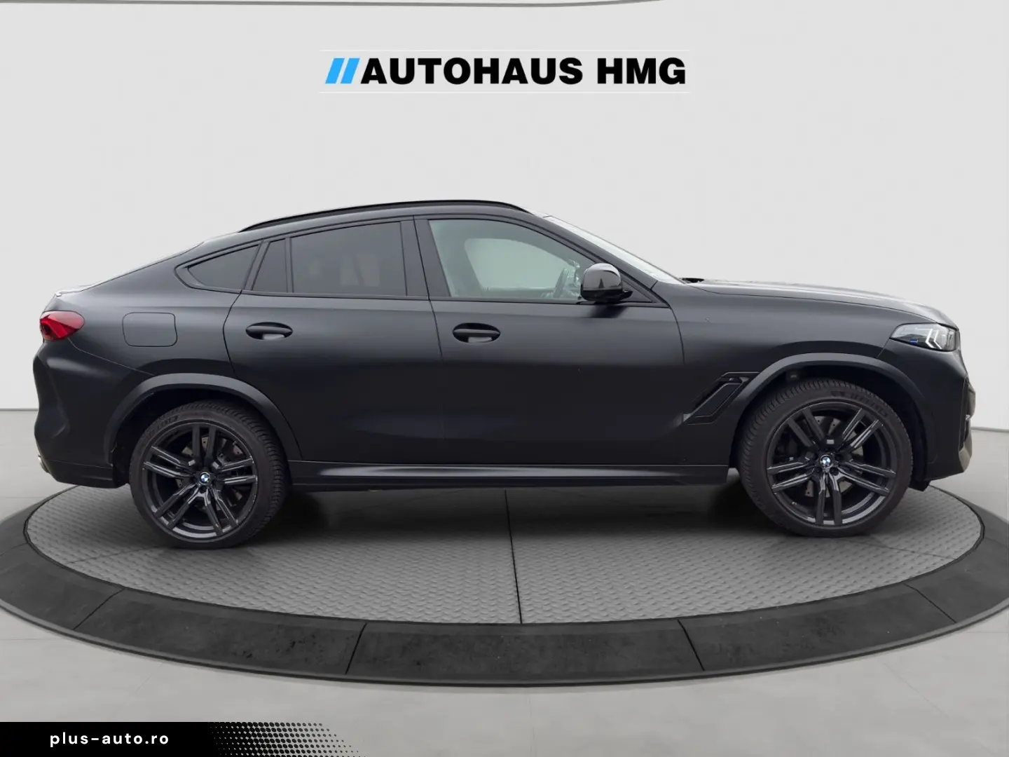 BMW X6 M Competition  MATT AKRAPOVIC PANO M DRIVERS