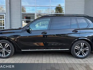 BMW X7 xDr40dA MSp Massage SoftClose SkyLounge IcGlow
