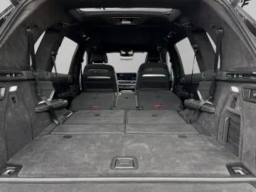 BMW X7 xDr40d MSPRO Massage SoftClo SkyLoun AuxHeat IcGlow