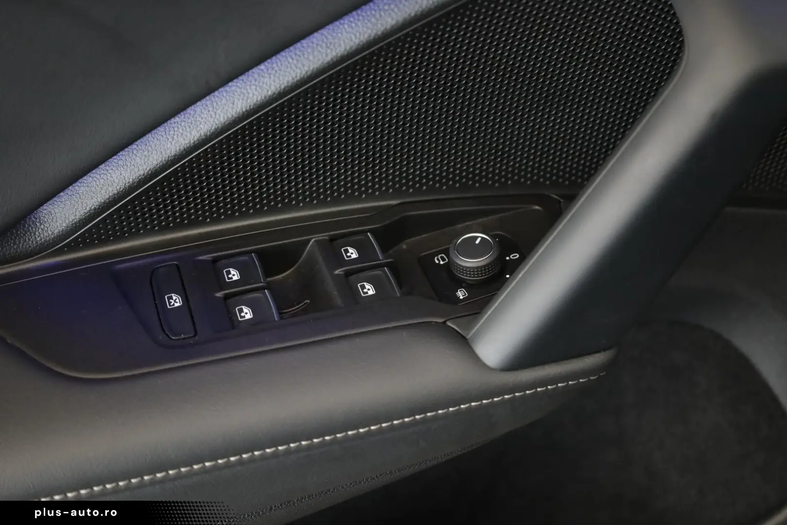 VW Tiguan 2.0 TSI DSG 4M R-Line   Pano  ACC 360