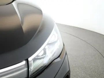 VW Tiguan 2.0 TSI DSG 4M R-Line   Pano  ACC 360