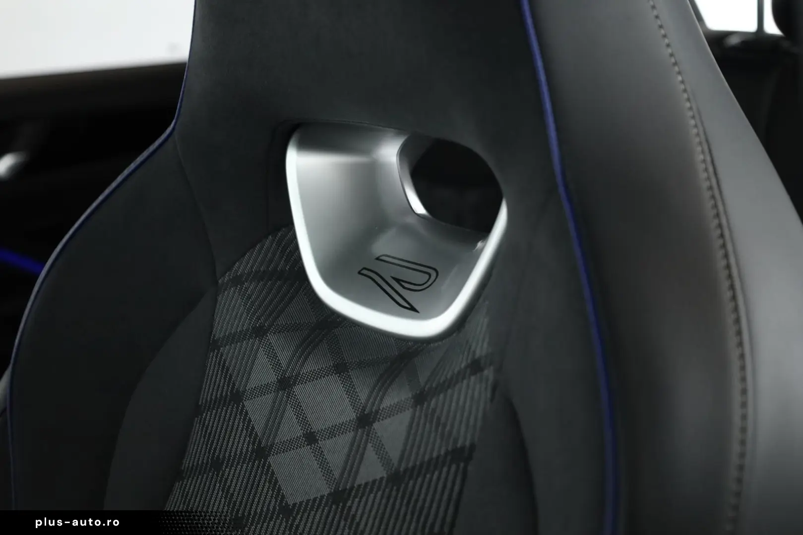 VW Tiguan 2.0 TSI DSG 4M R-Line   Pano  ACC 360