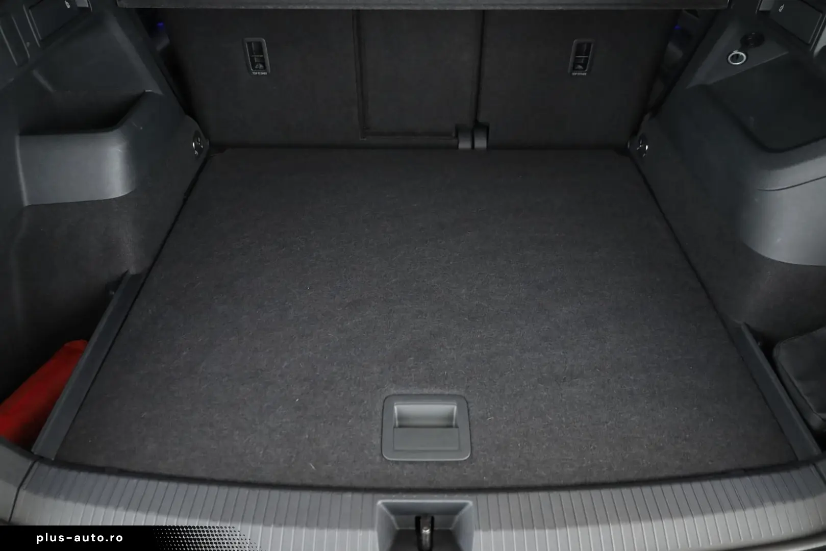 VW Tiguan 2.0 TSI DSG 4M R-Line   Pano  ACC 360