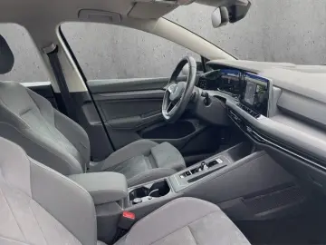 VW Golf VIII 1.4 eHybrid DSG  Style Navi DigitalC C