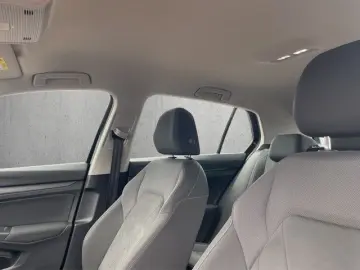 VW Golf VIII 1.4 eHybrid DSG  Style Navi DigitalC C