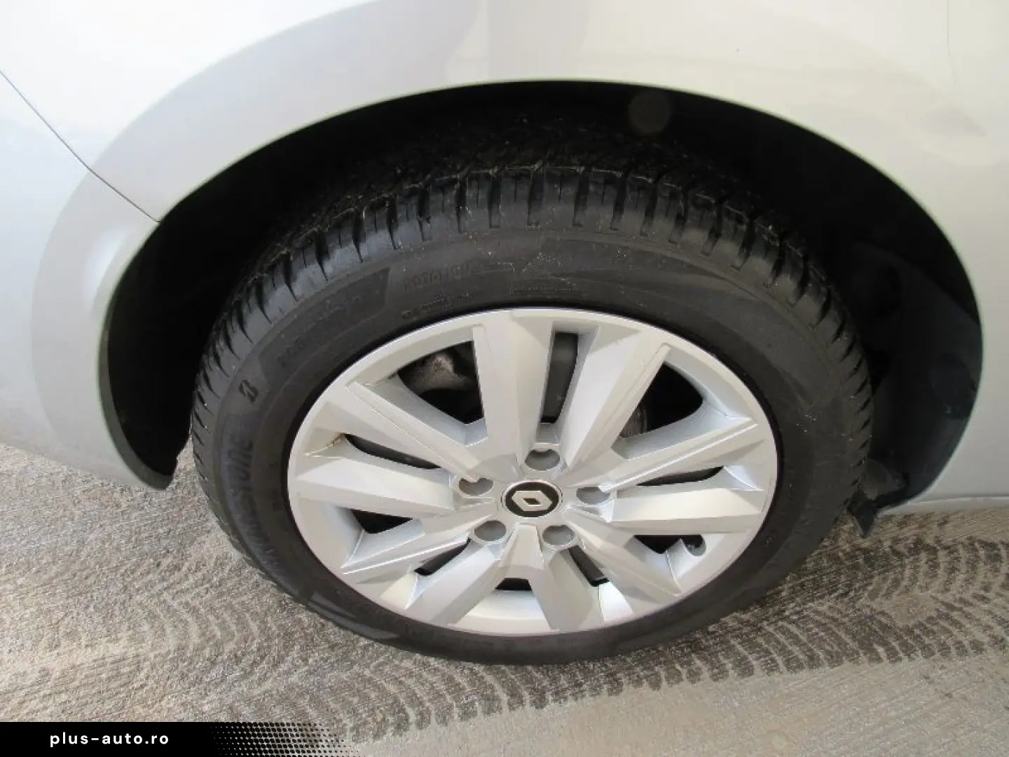 RENAULT MEGANE 1.3 TCe 140CP techno Estate