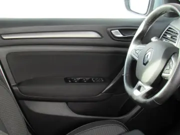 RENAULT MEGANE 1.3 TCe 140CP techno Estate