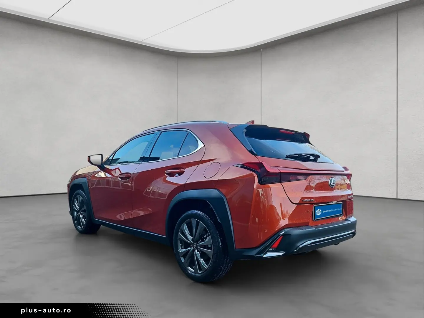 LEXUS UX 250h F-Sport Design