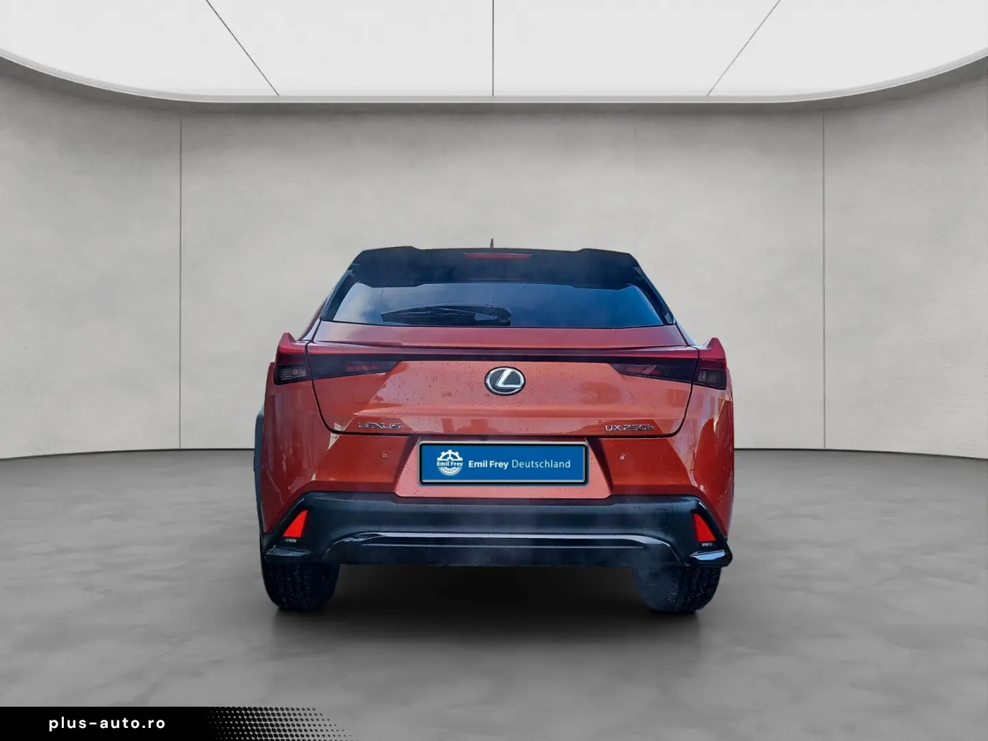 LEXUS UX 250h F-Sport Design