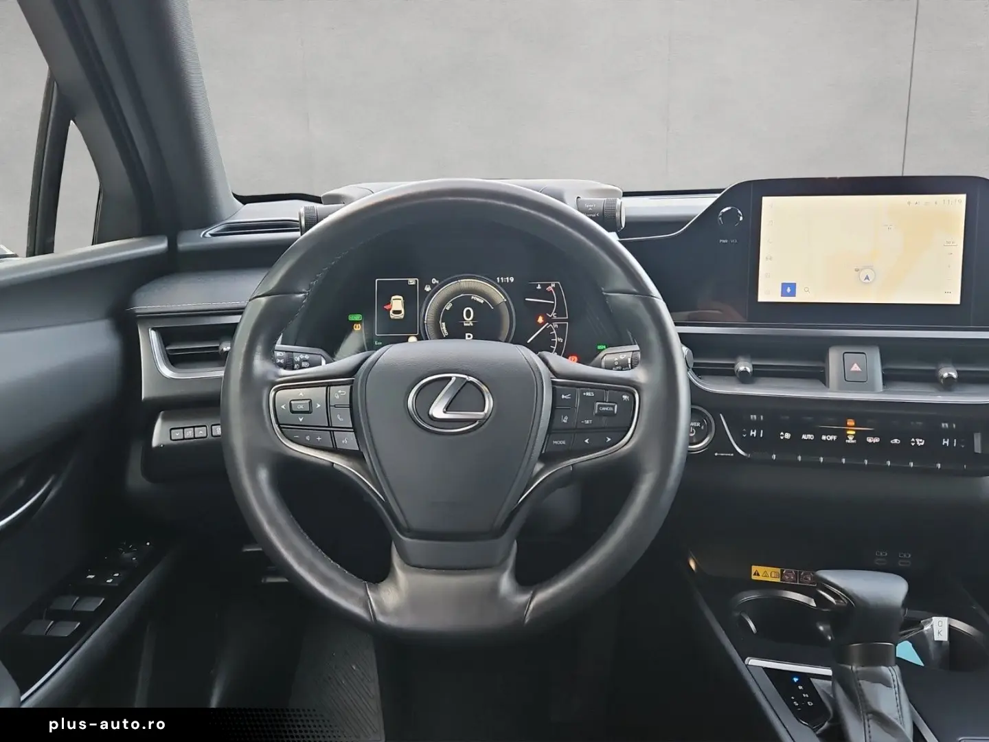 LEXUS UX 250h F-Sport Design