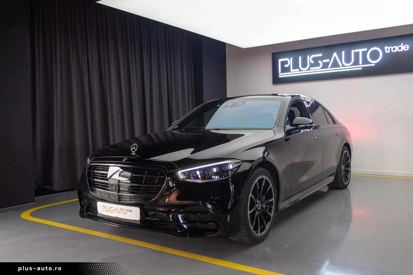 MERCEDES BENZ 580 Plug In Hybrid AMG  Panorama Burmester