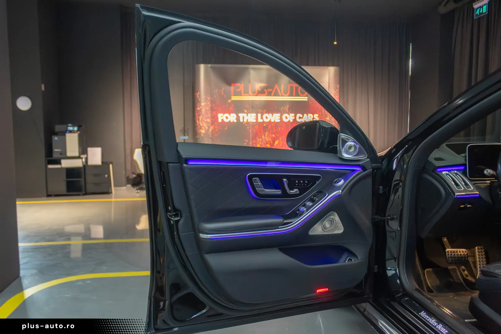 MERCEDES BENZ 580 Plug In Hybrid AMG  Panorama Burmester