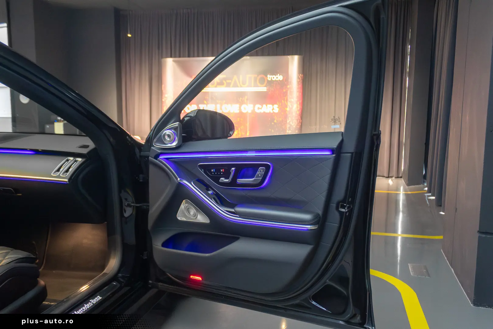 MERCEDES BENZ 580 Plug In Hybrid AMG  Panorama Burmester