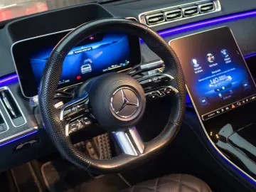 MERCEDES BENZ 580 Plug In Hybrid AMG  Panorama Burmester