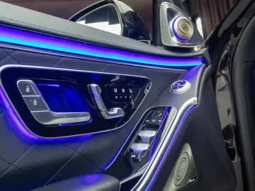 MERCEDES BENZ 580 Plug In Hybrid AMG  Panorama Burmester