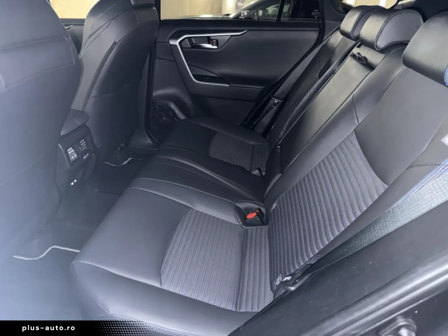 TOYOTA RAV4 Hybrid 4x4 Style Selection 360  ACC CarPlay