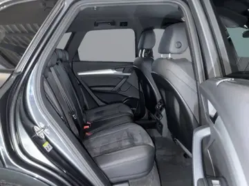 AUDI Q5 S line 40TDI quattro S tronic 360